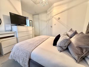 Photo 1- click for photo gallery